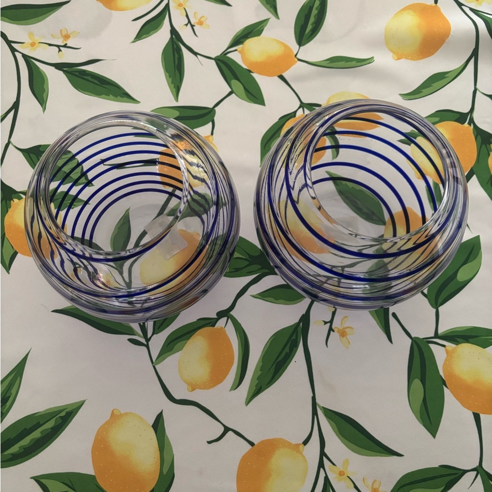 Set of 2 Kate Spade 6in charlotte street rose bowl. Blue Swirled Accent Vase